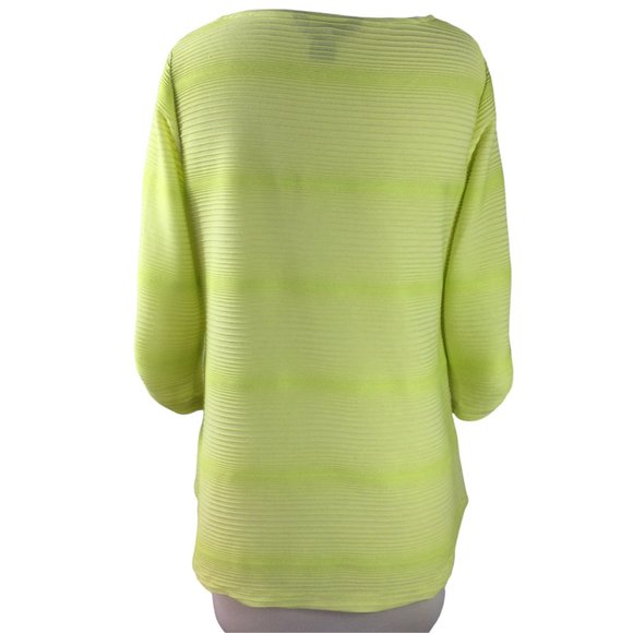 Ali Miles Green Top, 3/4 Sleeves, Scoop Neck, SP - Picture 2 of 5